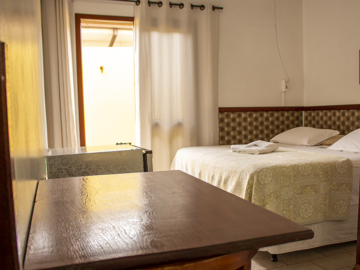 Quarto Triplo com Varanda - Pousada Palhocinha Garopaba